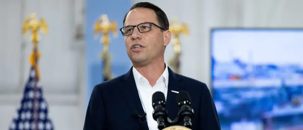 Josh Shapiro Criticizes Kamala Harris Over Stories in Her Memoir