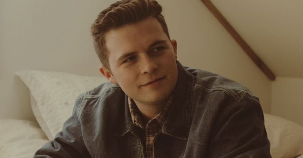 Josiah Queen Tells Gen Z That 'Real Life' Is in Scripture, Not in iPhones