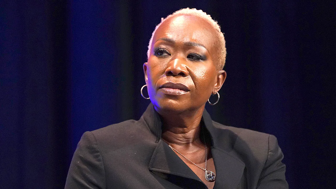 Joy Reid shares popular video suggesting 'Jingle Bells' is racist