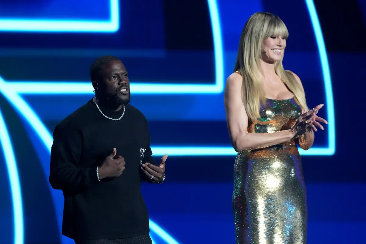 Kevin Hart criticized for hosting World Cup draw: ‘Awkward’