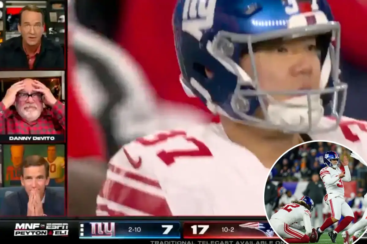 Kicking mistake by the Giants leaves the 'ManningCast' team puzzled