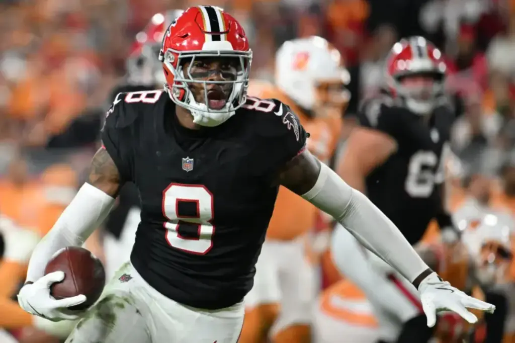 Kyle Pitts of the Falcons achieves his first 100-yard game this season