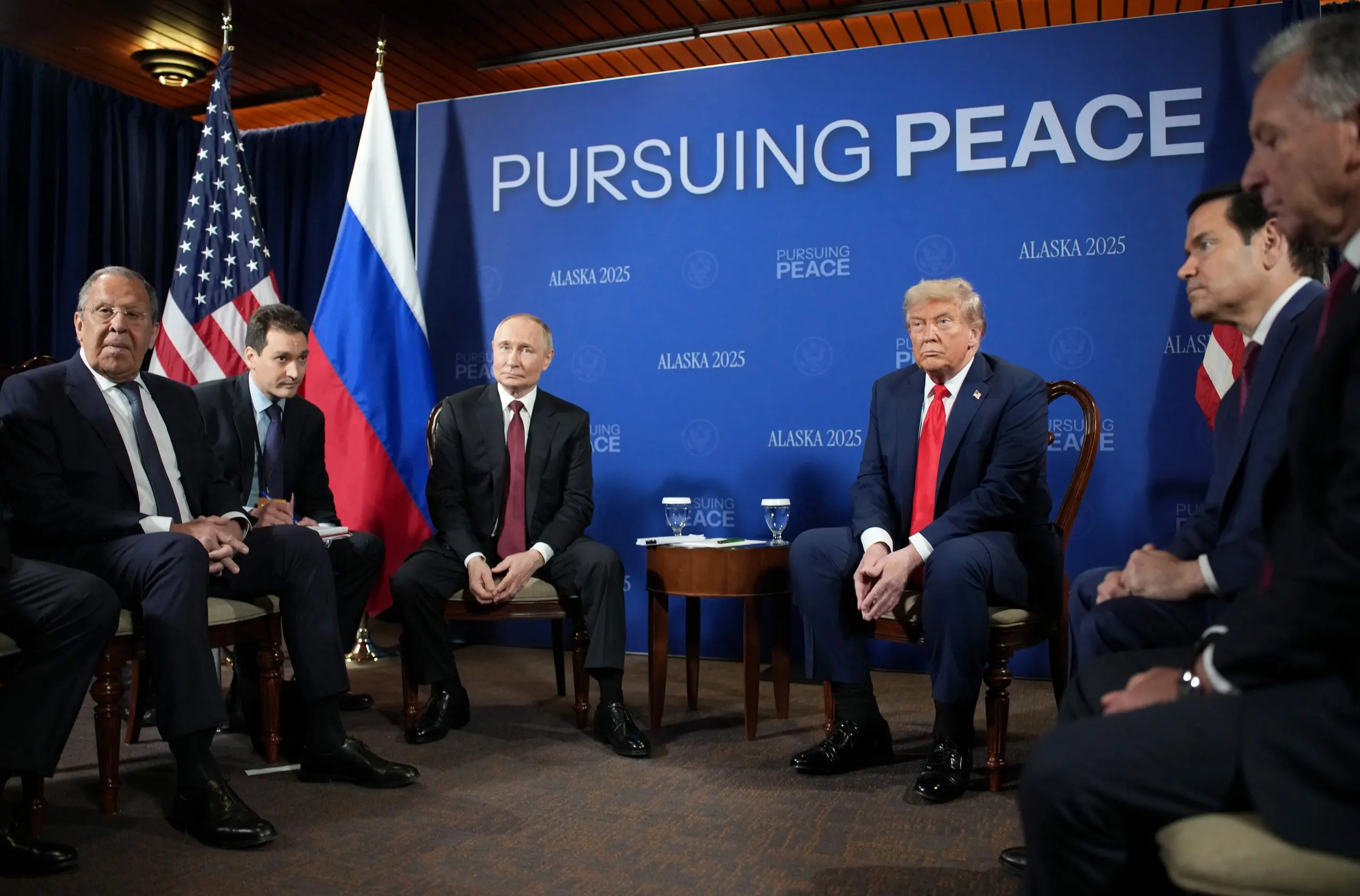 Lavrov advises that Russia will respond if Europe sends forces to Ukraine