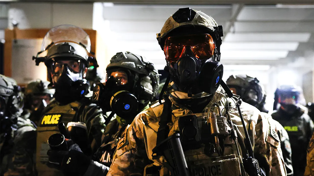 Man claims to be bin Laden while making threats to ICE agents in video