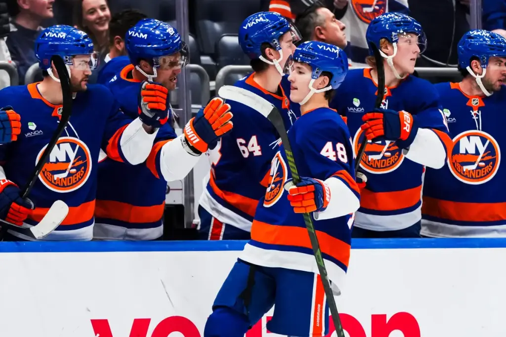 Matthew Schaefer surpassing even the lofty expectations of the Islanders