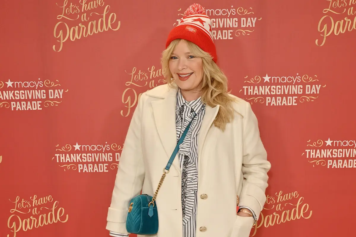 Melissa Peterman Suggests a Hallmark Film Inspired by 'Planes, Trains and Automobiles' for Herself and Two of Her 'Reba' Co-Stars