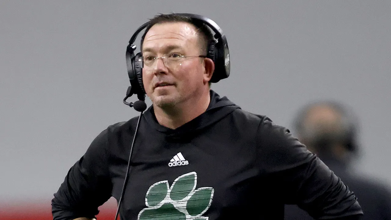 Ohio University drops John Hauser's name as new coach in college football