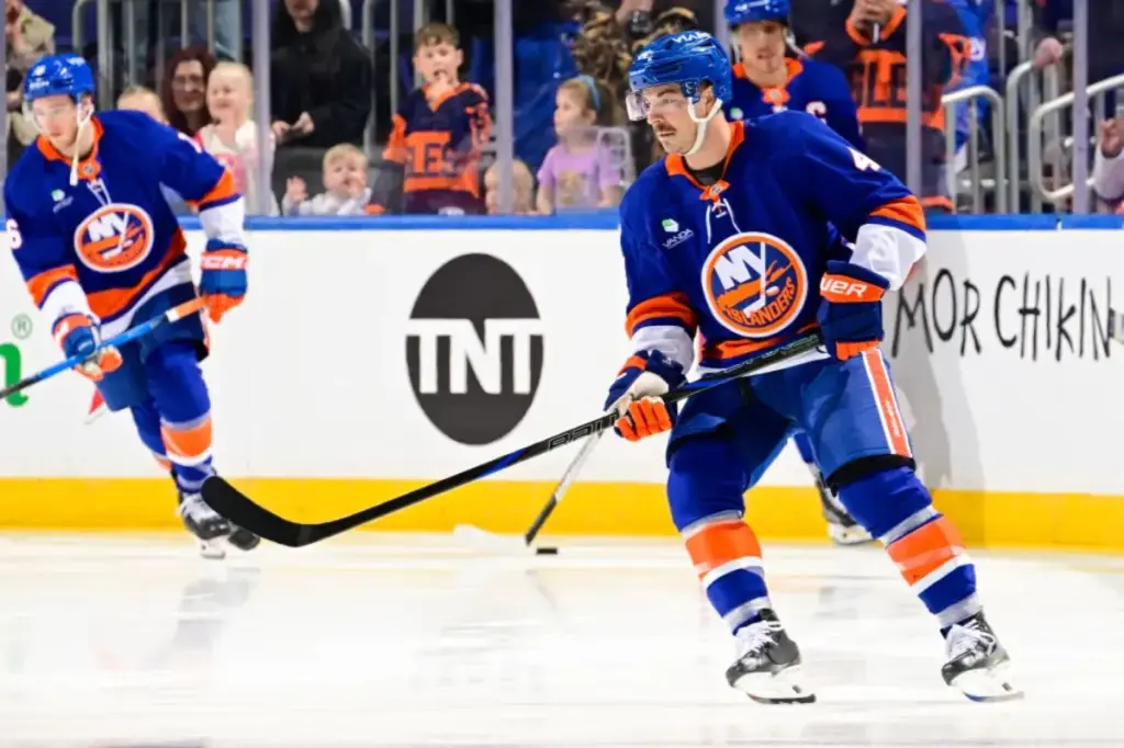 Pageau's return from injury leads to changes in Islanders lineup