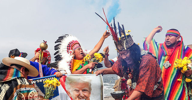 Peruvian Shamans Use Coca and Ayahuasca to Foresee Trump's Win in Venezuela in 2026