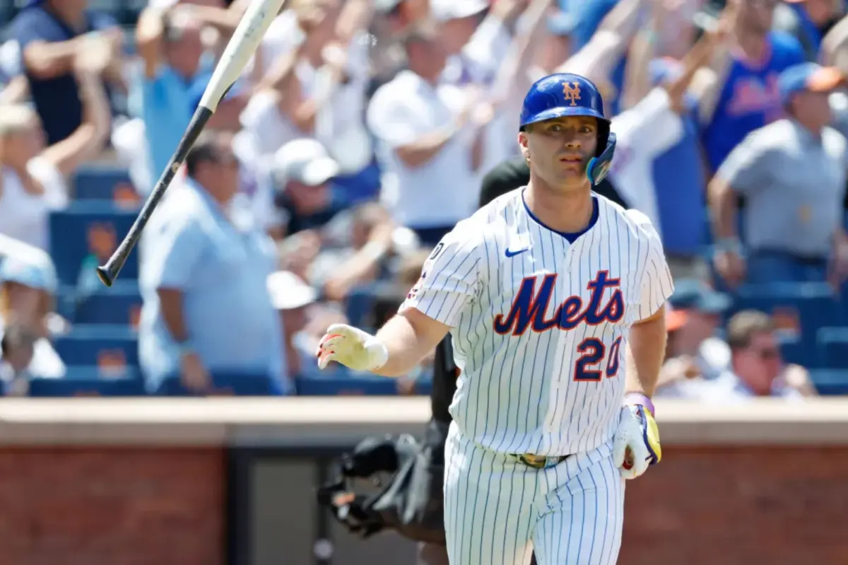 Pete Alonso signs a $155 million deal with the Orioles, leaving the Mets shaken.