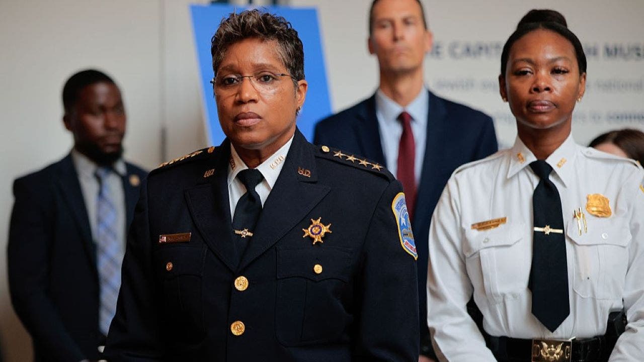 Police chief Pamela Smith steps down amid increasing federal pressure.