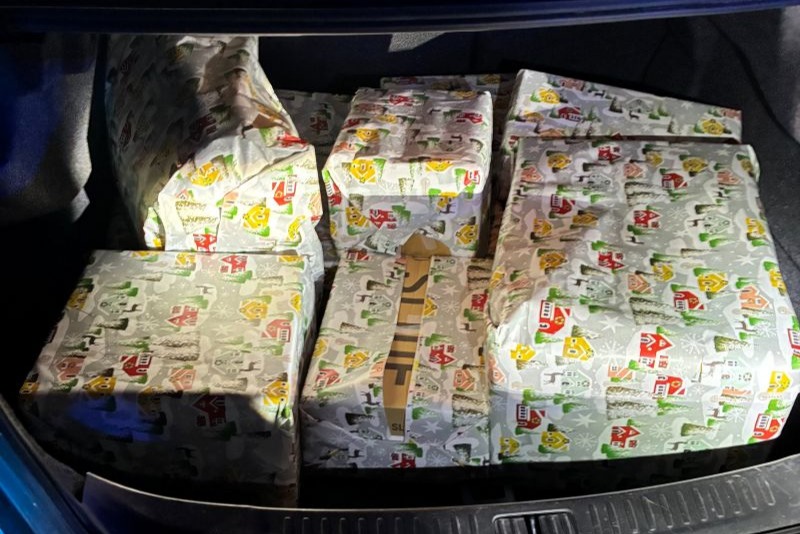 Police confiscate 55 pounds of meth disguised as holiday presents
