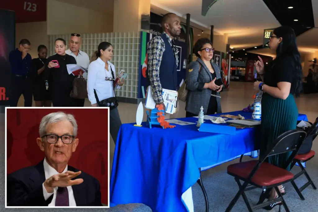 Private companies reduced 32,000 jobs last month, increasing chances of an interest rate decrease as Commerce Secretary Howard Lutnick defends himself.