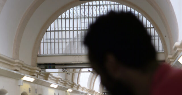 Record Number of Foreign Criminals Released Without Deportation