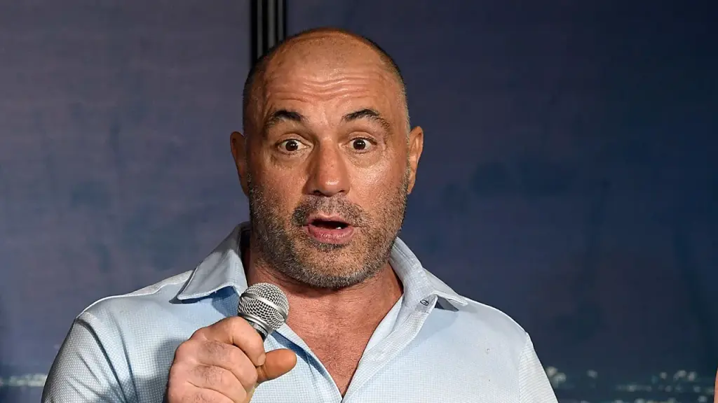 Rogan criticizes liberal policies for allowing mountain lions to attack pets