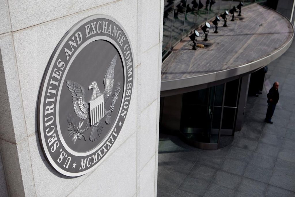 SEC Stops Plans for High-Leverage ETFs Amid Risk Concerns
