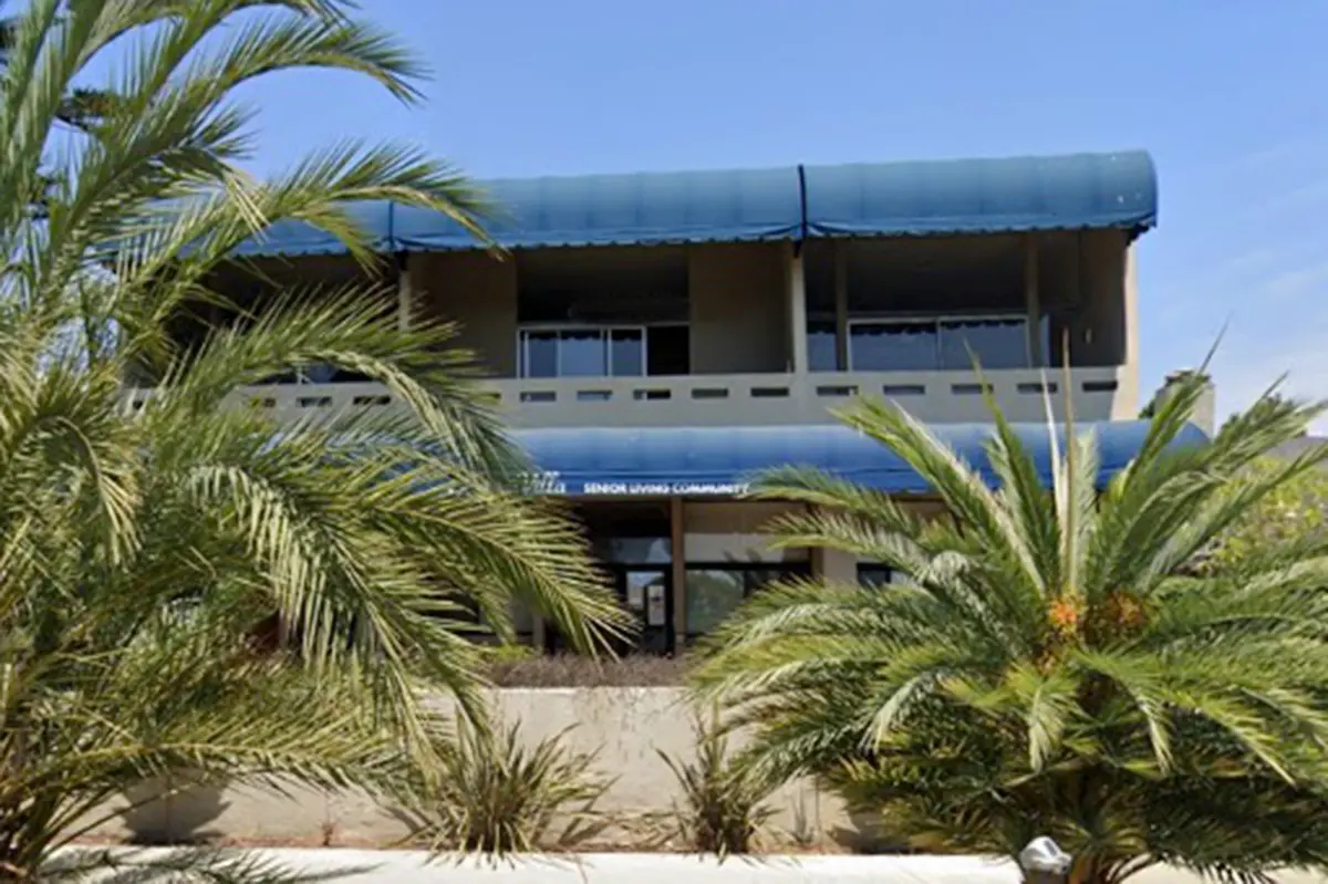 Santa Monica residents angry about unlicensed sober living home