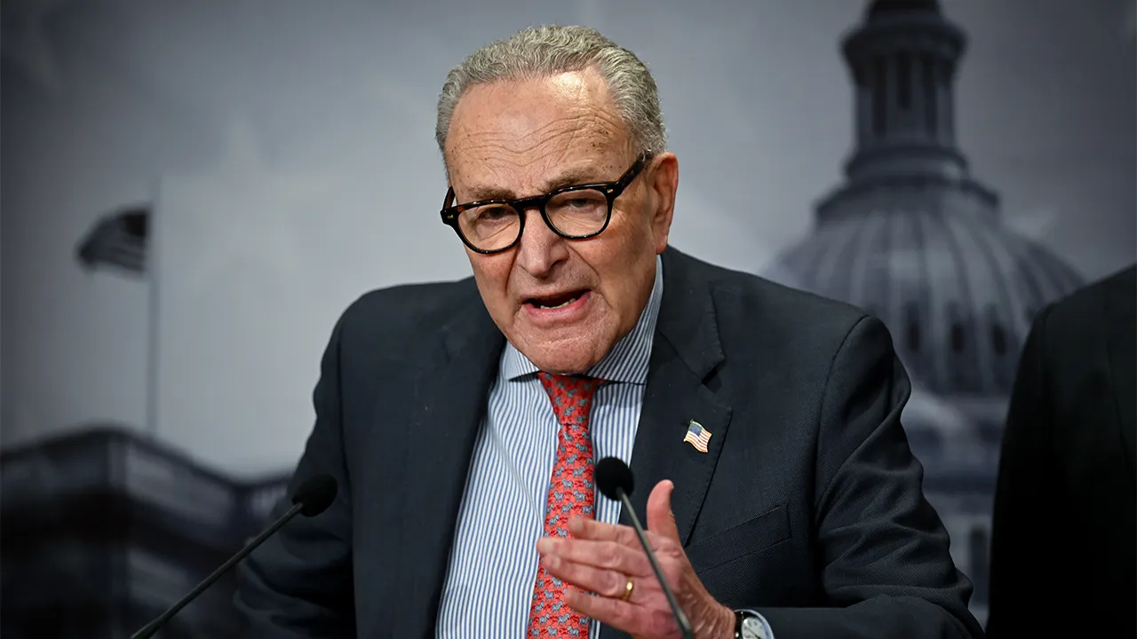 Schumer criticized for saying 'go Bills' before discussing Sydney shooting
