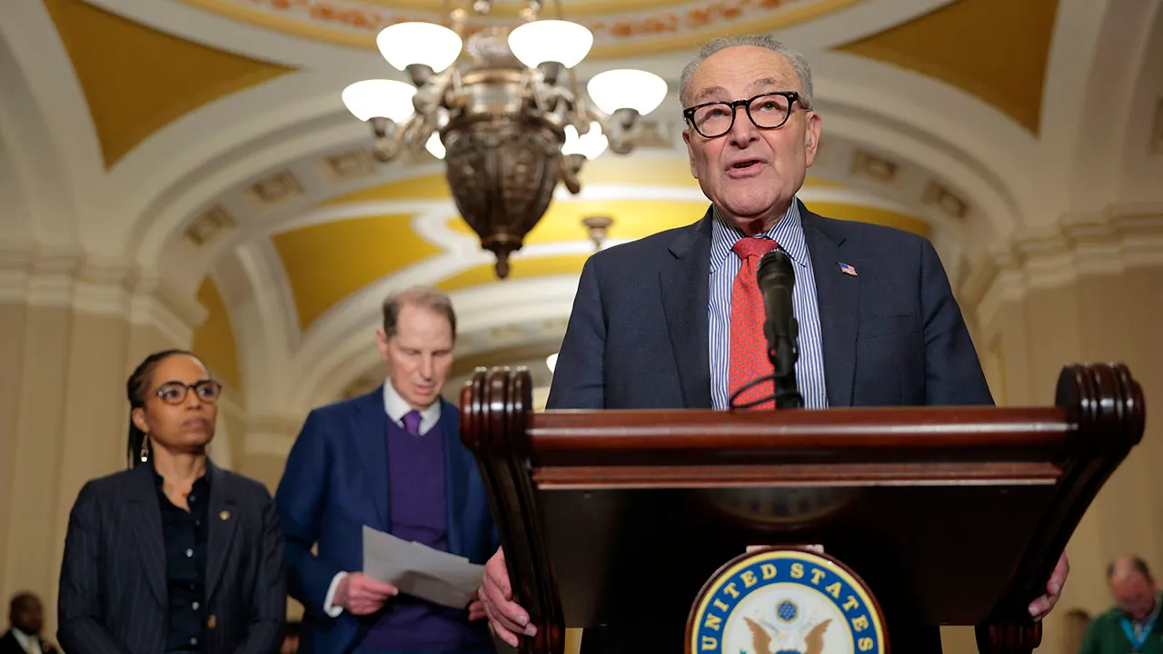 Senate Republicans prevent Democrats from extending Obamacare subsidies as deadline confusion increases