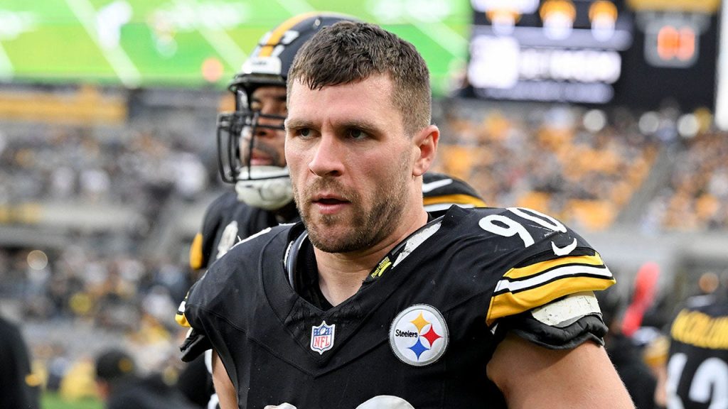 Steelers' TJ Watt has surgery for collapsed lung, according to his brother.