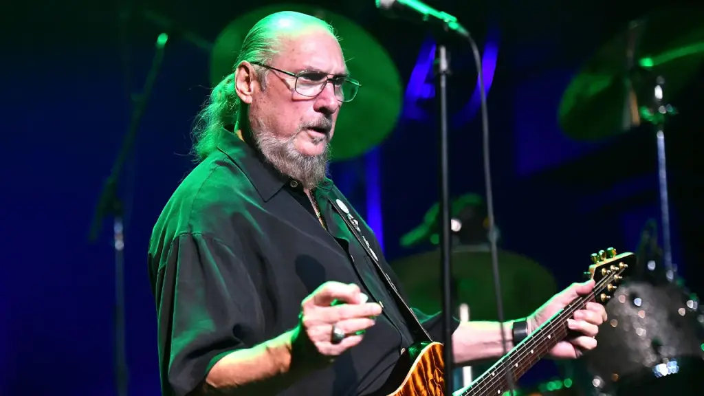 Steve Cropper, guitarist for the Blues Brothers and Booker T., passes away at 84