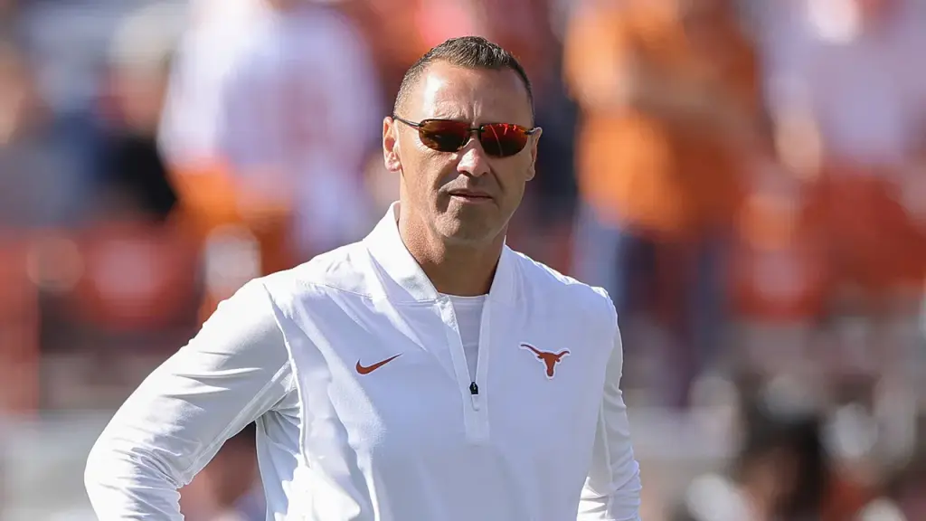 Texas coach Steve Sarkisian criticizes NCAA regulations on player agents