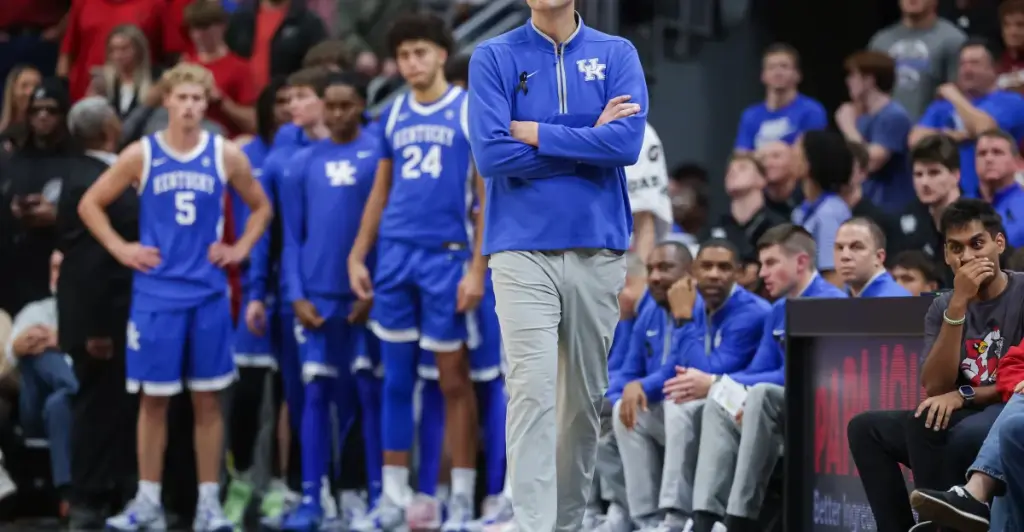 The Kentucky-Gonzaga basketball matchup is an important challenge for Mark Pope this season.