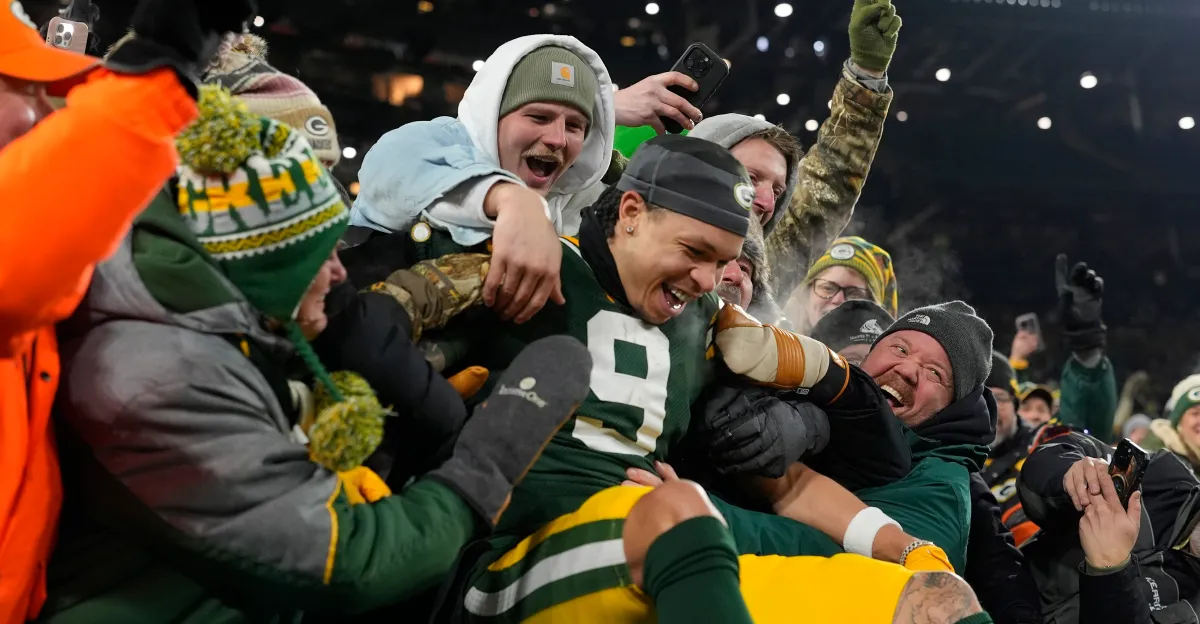 Top wide receiver waiver wire additions for Week 15 in fantasy football