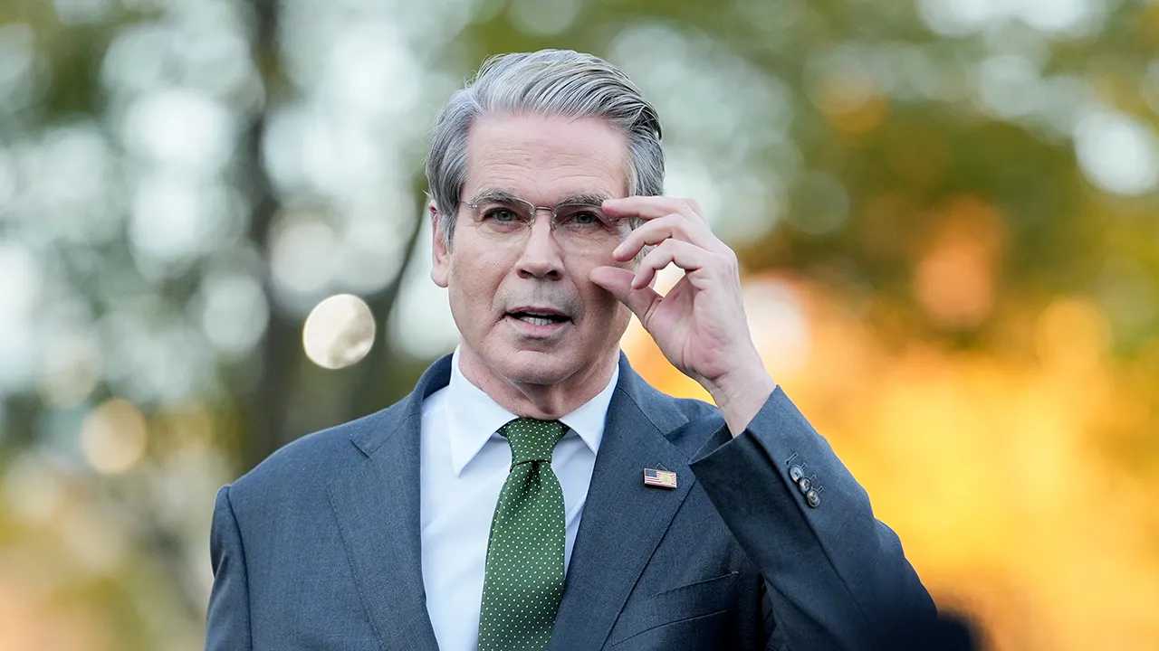 Treasury Secretary Bessent anticipates the US will close 2025 with a 3% GDP growth.