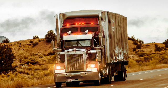 Truck Drivers from Other Countries Take Legal Action Against California Over 'Illegal' CDL Revocation Policy
