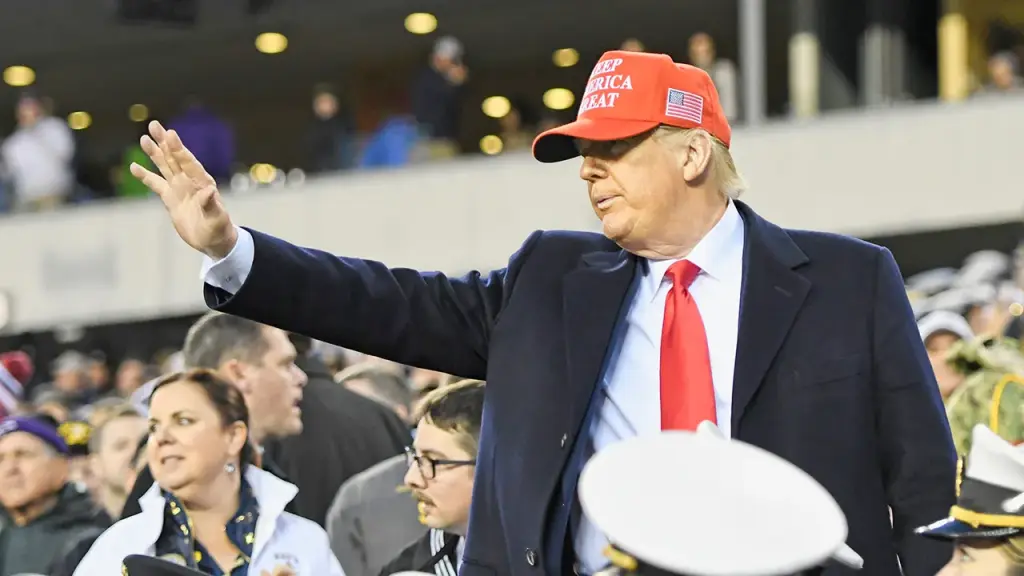 Trump attends Army-Navy game during deadly attack on US forces in Syria