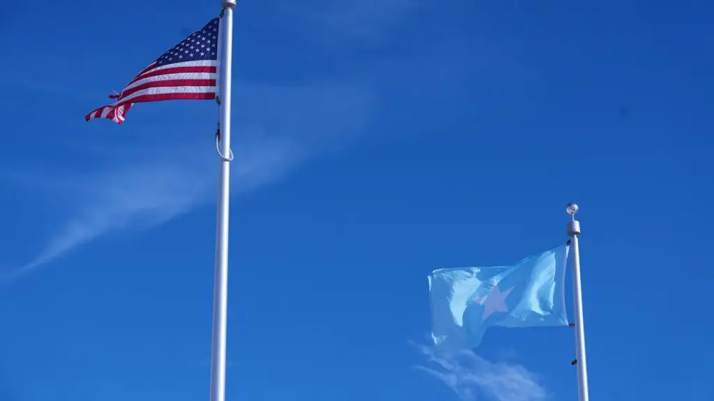 Vermont school raises Somali flag, ignites debate on social media