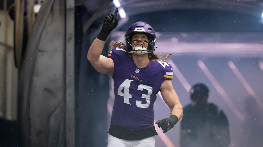 Vikings players share encouraging words from their coach