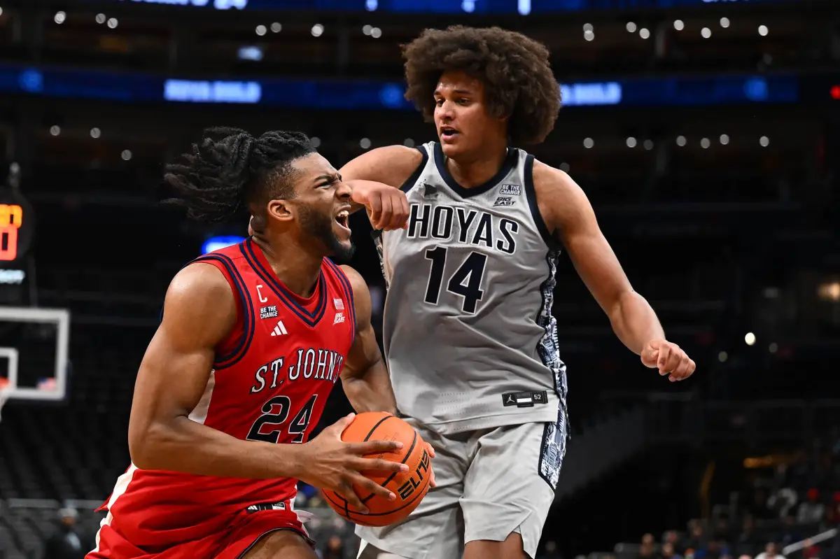 Zuby Ejiofor leads St. John's to victory on the road against rival Georgetown