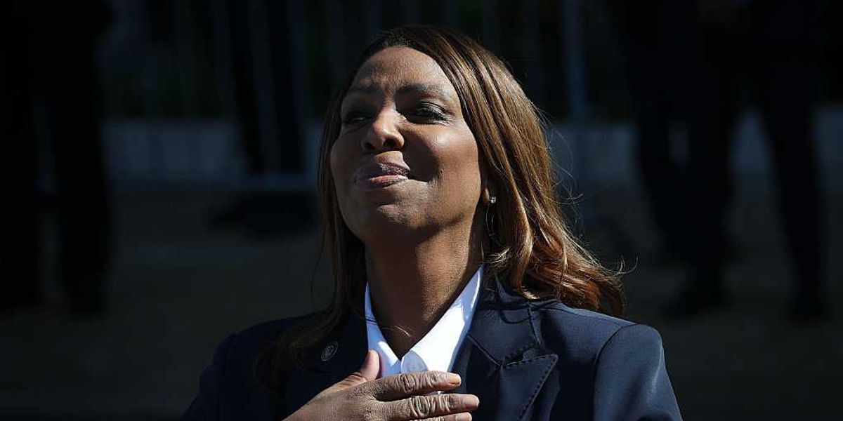 A judge appointed by Obama halts the investigation into Letitia James.