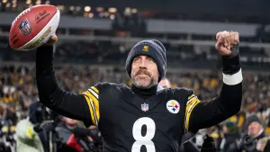 Aaron Rodgers subtly criticizes the Jets before the Steelers' playoff game