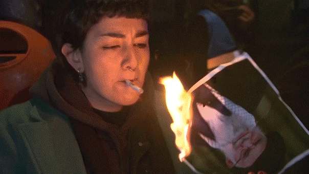 Act of defiance by Iranian refugee gains attention during regime crackdown