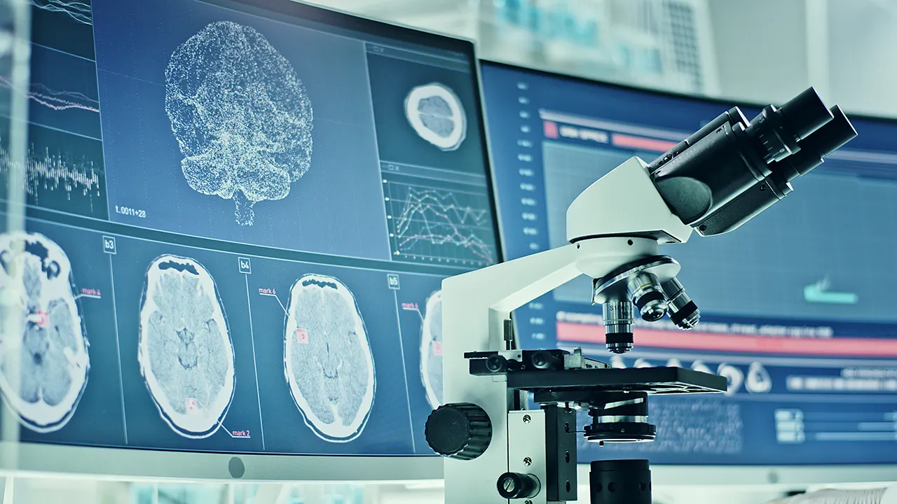 Advancement in tiny robots: The smallest programmable bots can swim on their own