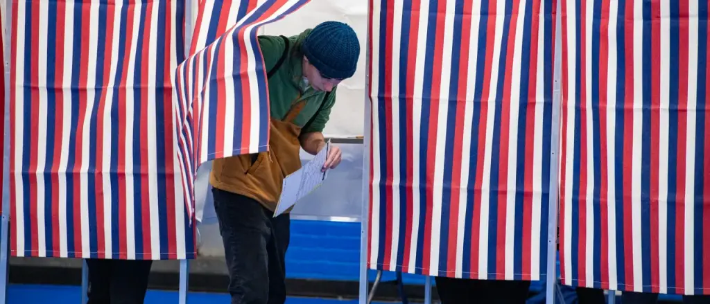 Age Group May Affect Americans' Politics More Than Race or Gender, Survey Shows