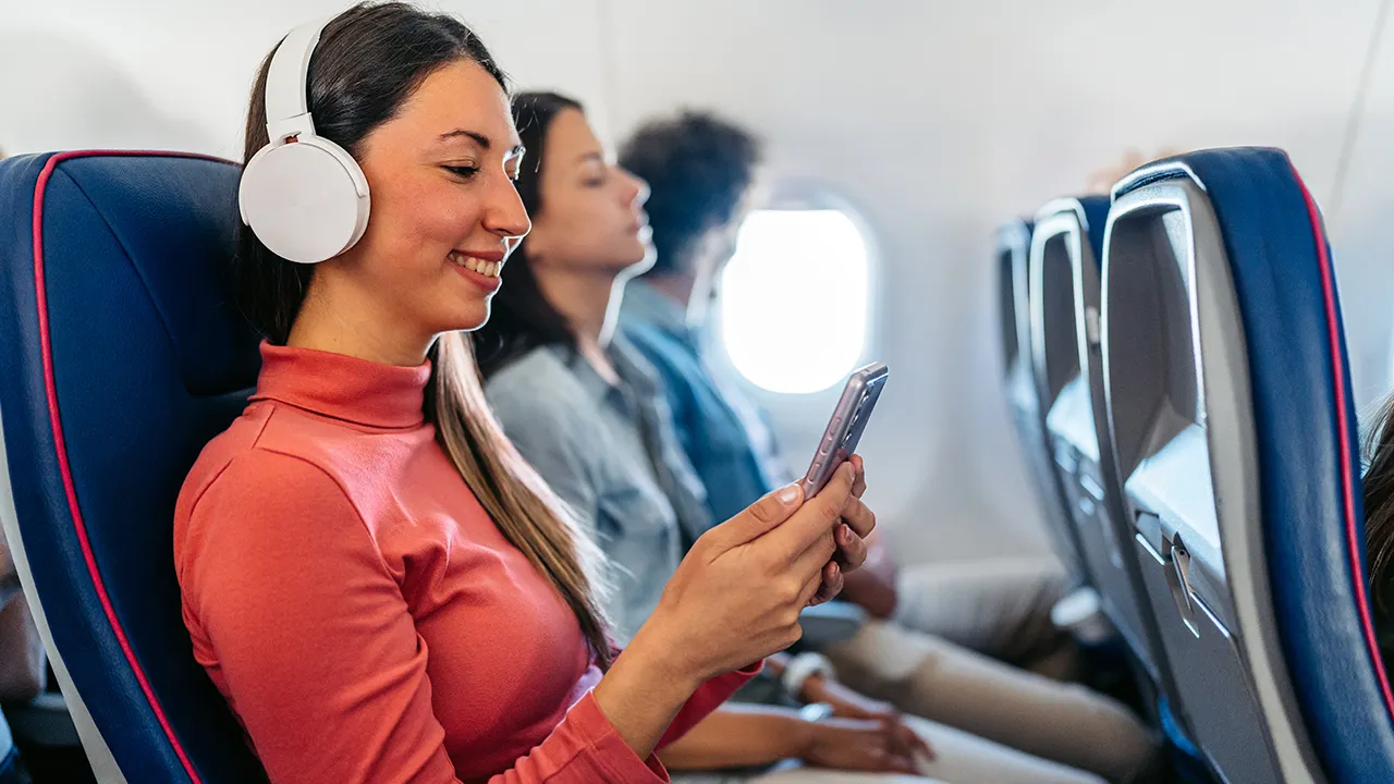 American Airlines is providing complimentary Wi-Fi to AAdvantage members during flights.