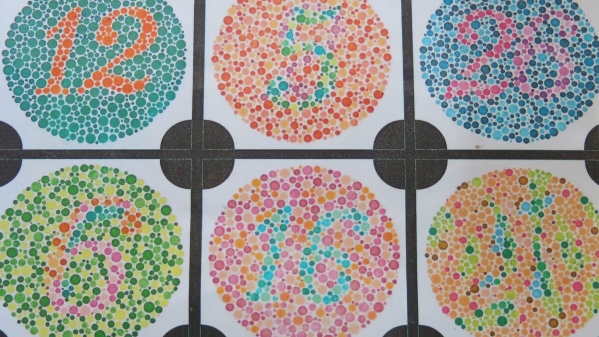 An Unusual Connection Between Colorblindness and Bladder Cancer Might Actually Be Understandable