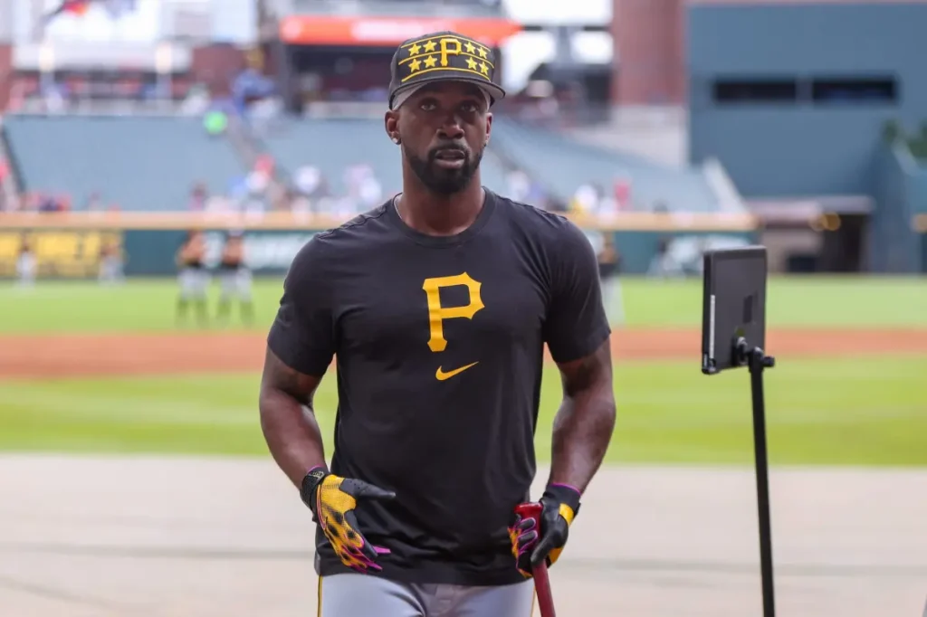 Andrew McCutchen expresses his frustrations with the Pirates following the fan-fest exclusion.