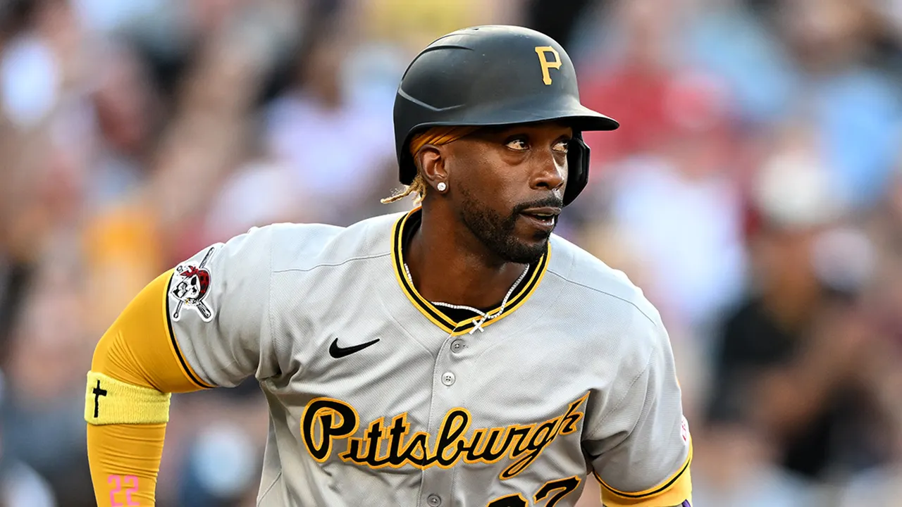 Andrew McCutchen spoke out on social media about the Pirates' oversight at fan fest.