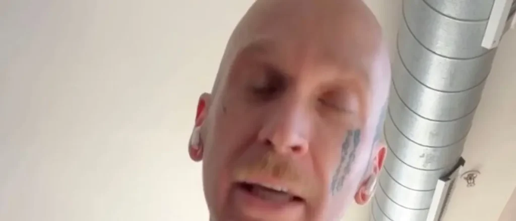 Antifa Activist Announces 'Guerrilla Warfare' Against ICE Following Shooting in Minnesota