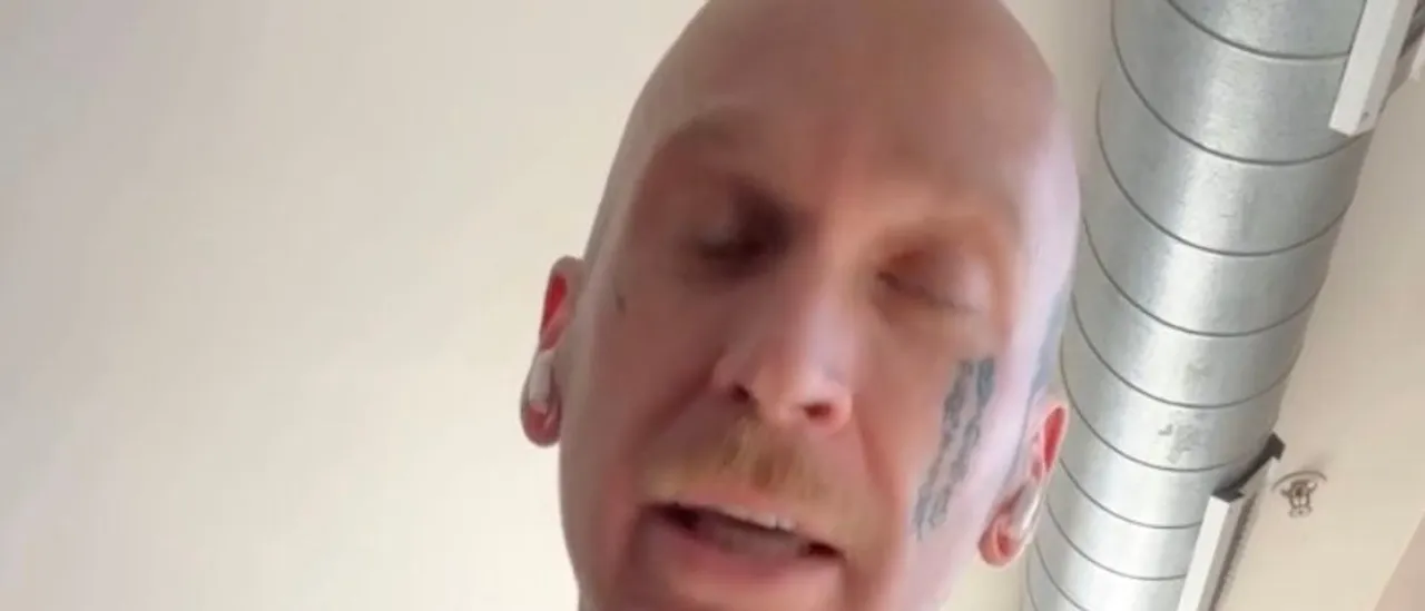 Antifa Activist Announces 'Guerrilla Warfare' Against ICE Following Shooting in Minnesota