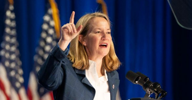 Arizona Senate Majority Leader Calls for State Attorney General to Resign Over Remarks on Shooting ICE