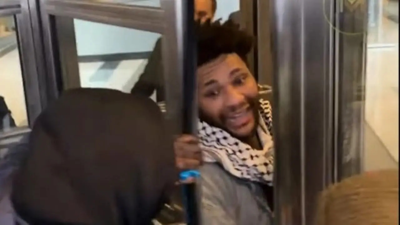 Authorities take suspect into custody for courthouse riot and vandalism in Minneapolis.