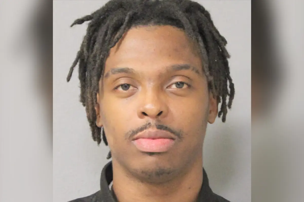 Bandit in Long Island snatches dog from 15-year-old girl during night walk and is rapidly caught, according to police.