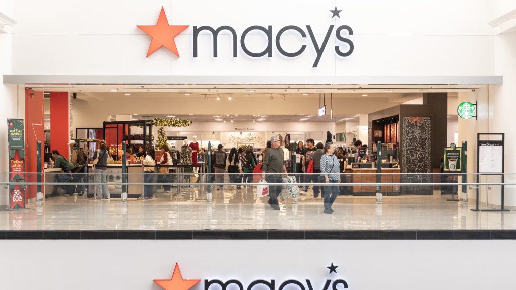 Bank of America anticipates an increase in dividends by 2026. These stocks offer higher payouts than the market.