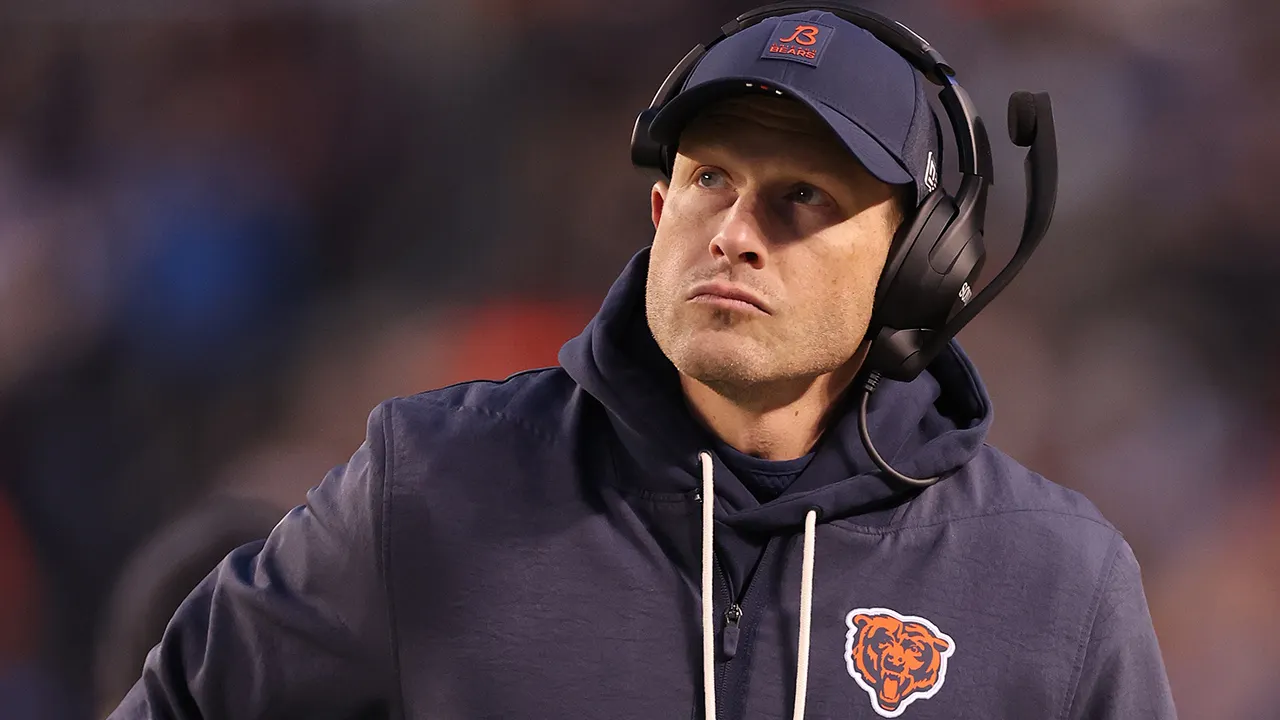 Bears coach reinforces comments about the Packers